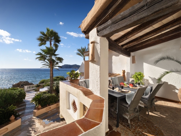 8dc1bf71-4afb-4c6e-8baa-04a7f51c7e27