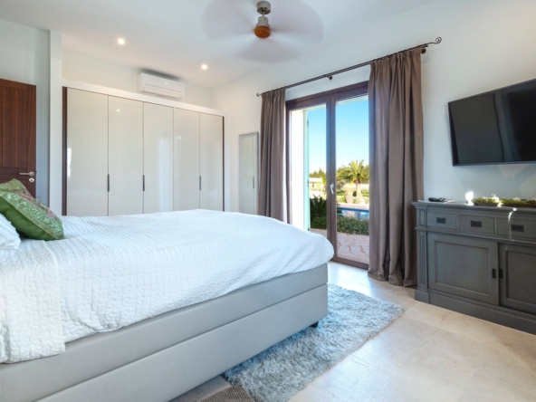 a343db58-aefd-4f81-b077-af4a24d3b4a6